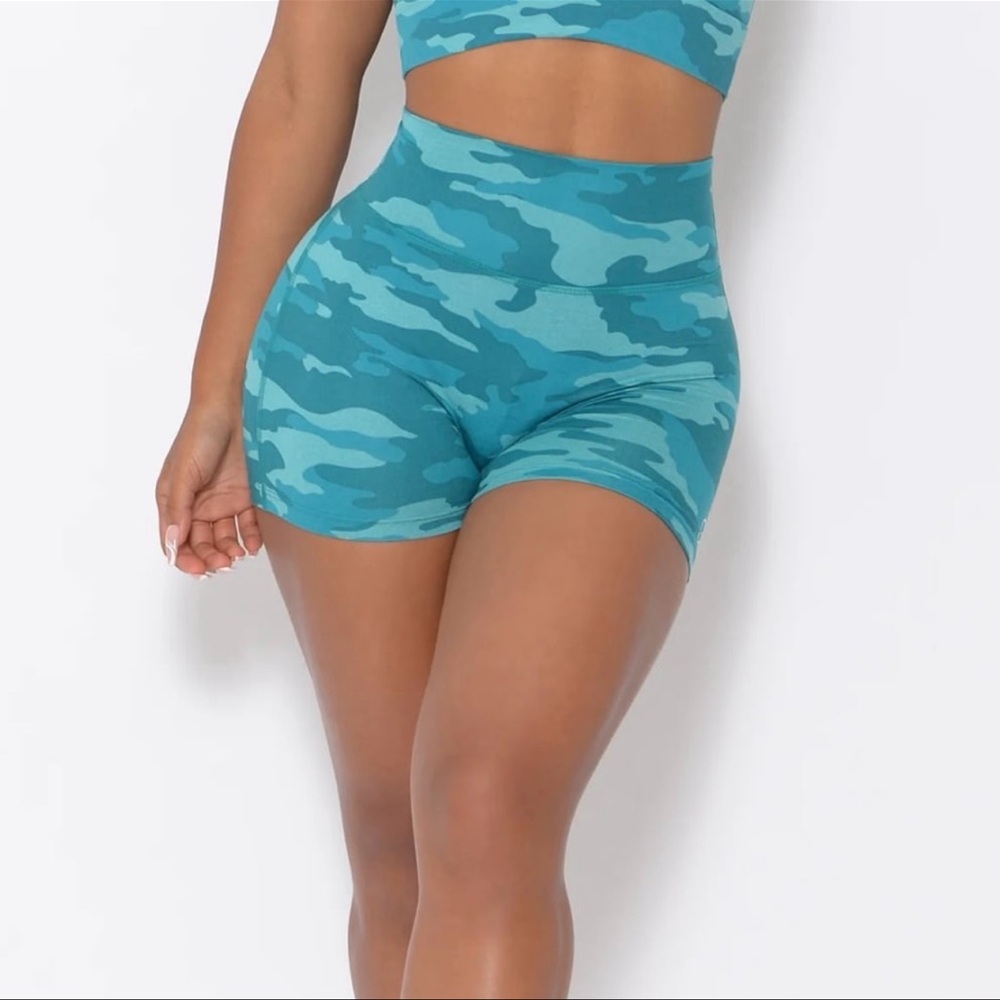 Bombshell sportswear set